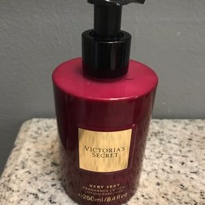 Victoria Secret Sexy Lotion